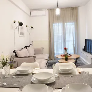 Heliconia Deluxe Apt Must , Θεσσαλονίκη Ελλάδα